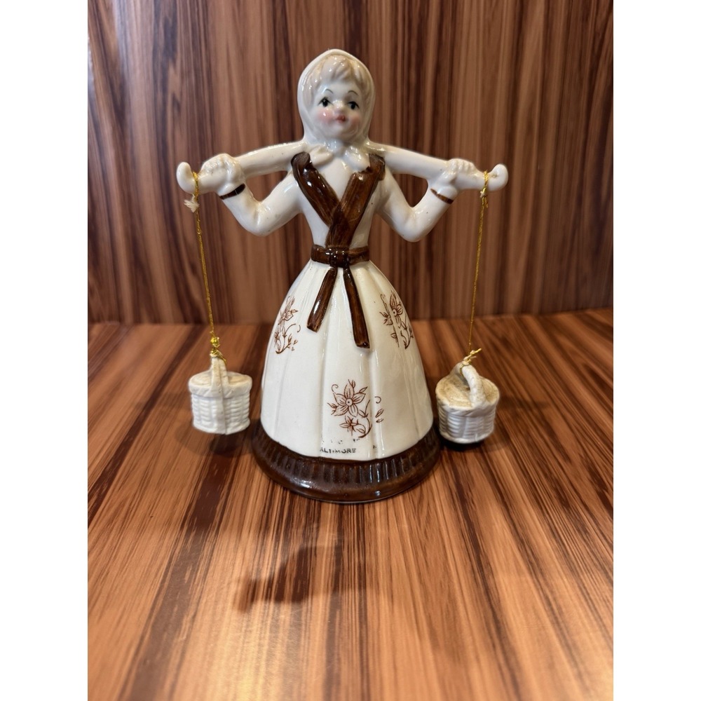 Vintage Lefton Taiwan Dutch Girl Figurine Carrying Hanging Baskets Ceramic 7" - Picture 2 of 8